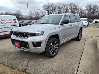 2025 Jeep Grand Cherokee L for sale in Burlington WI