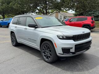 2025 Jeep Grand Cherokee L for sale in Janesville WI