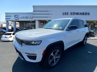 2022 Jeep Grand Cherokee