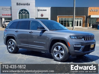 2023 Jeep Grand Cherokee for sale in Coucil Bluffs IA