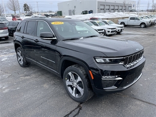 2023 Jeep Grand Cherokee for sale in Janesville WI