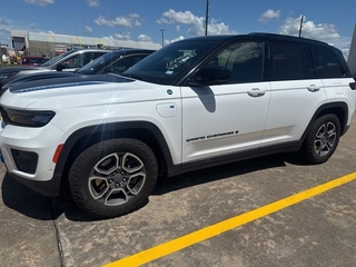 2022 Jeep Grand Cherokee