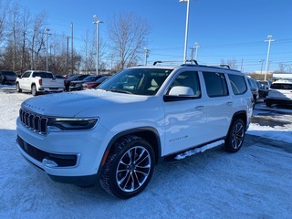 2022 Jeep Wagoneer