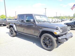 2024 Jeep Gladiator