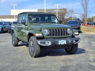 2024 Jeep Gladiator