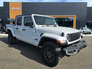 2024 Jeep Gladiator for sale in Rochester NY