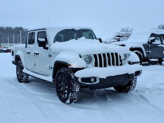2023 Jeep Gladiator