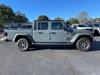 2024 Jeep Gladiator