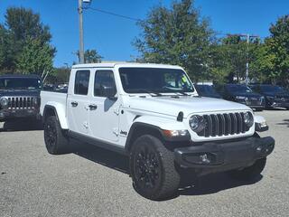 2024 Jeep Gladiator