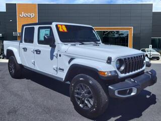 2024 Jeep Gladiator for sale in Rochester NY