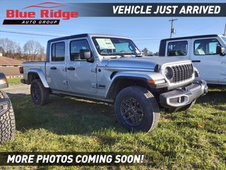 2024 Jeep Gladiator