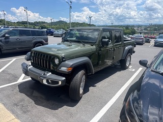 2023 Jeep Gladiator