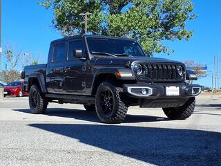 2024 Jeep Gladiator