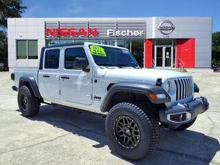 2023 Jeep Gladiator