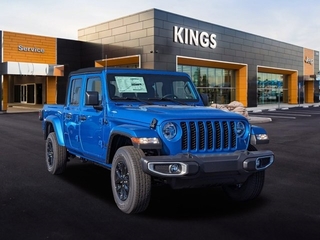 2023 Jeep Gladiator for sale in Cincinnati OH