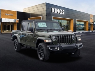 2023 Jeep Gladiator for sale in Cincinnati OH