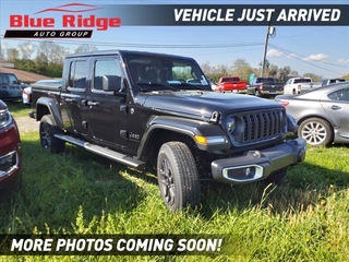 2024 Jeep Gladiator