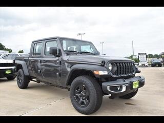 2024 Jeep Gladiator