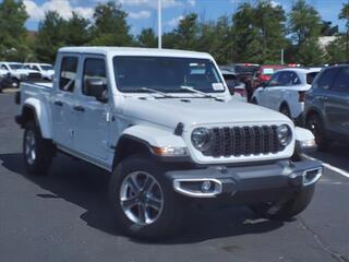 2024 Jeep Gladiator for sale in Cincinnati OH