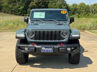 2024 Jeep Gladiator