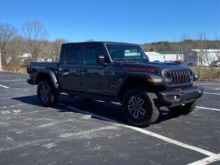 2024 Jeep Gladiator