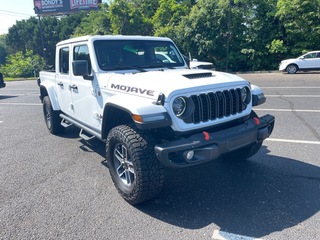 2024 Jeep Gladiator