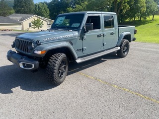 2025 Jeep Gladiator