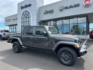 2025 Jeep Gladiator