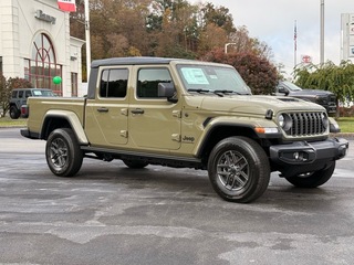 2025 Jeep Gladiator