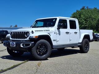 2025 Jeep Gladiator