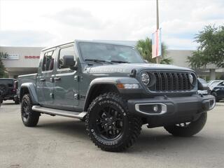 2025 Jeep Gladiator