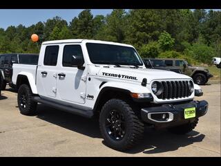 2025 Jeep Gladiator