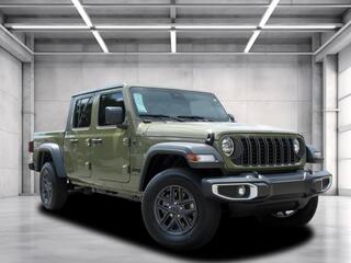 2025 Jeep Gladiator