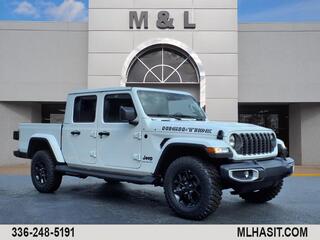 2025 Jeep Gladiator