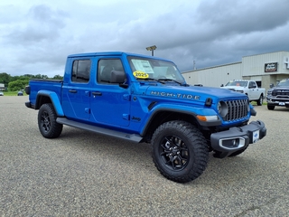 2025 Jeep Gladiator