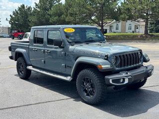 2025 Jeep Gladiator for sale in Janesville WI