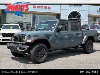 2025 Jeep Gladiator for sale in Beckley WV