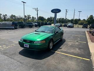 2000 Ford Mustang