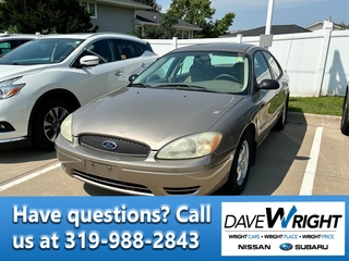 2004 Ford Taurus