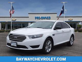 2016 Ford Taurus