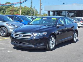 2018 Ford Taurus