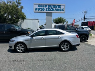 2018 Ford Taurus
