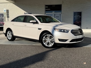 2017 Ford Taurus
