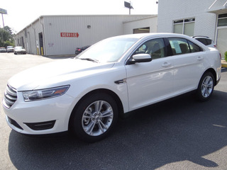 2015 Ford Taurus