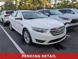 2015 Ford Taurus