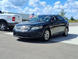 2011 Ford Taurus for sale in Chelsea MI