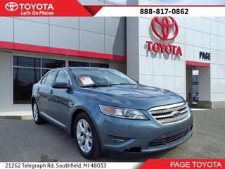 2010 Ford Taurus