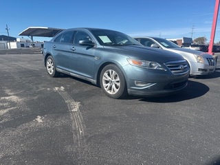 2010 Ford Taurus