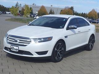 2015 Ford Taurus