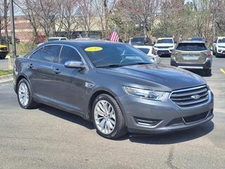2019 Ford Taurus